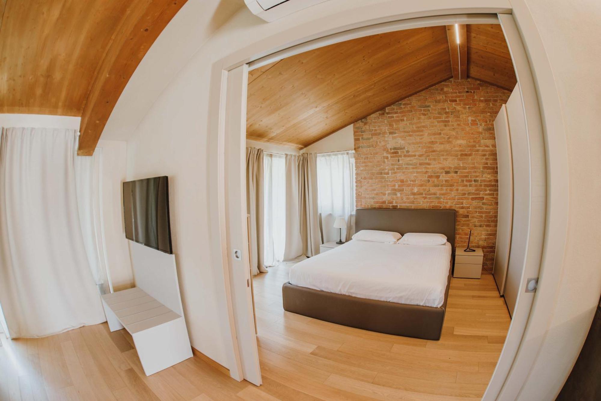 La Cascina Di Carlotta 1846 Agriturismo Alba  Exteriér fotografie